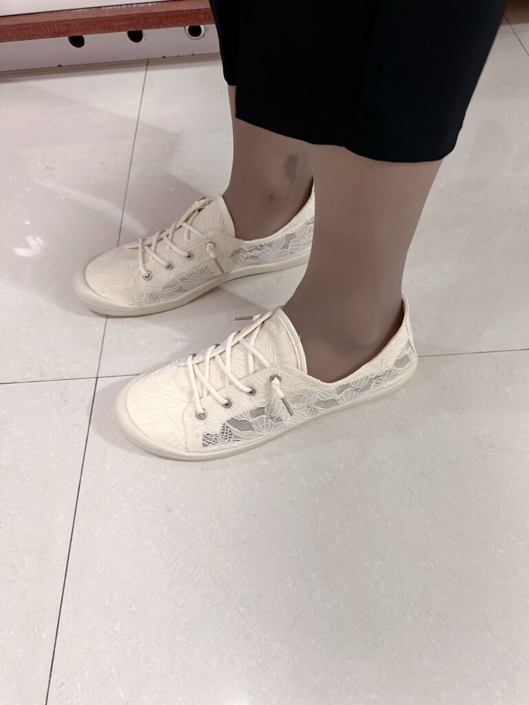 买新鞋了，大家喜欢哪一款呀？